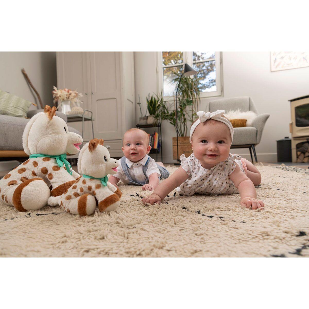 Sophie the giraffe Sweety Sophie Collection Velvet Sophie small 14cm - Mari Kali Stores Cyprus