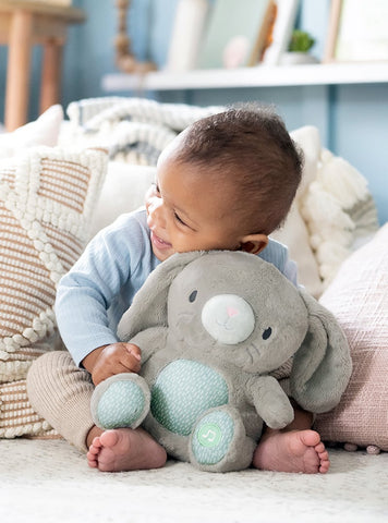 Ingenuity™ Heart to Hugs™ Sylvi™ – Plush Bunny