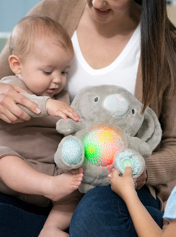 Ingenuity™ Heart to Hugs™ Sylvi™ – Plush Bunny