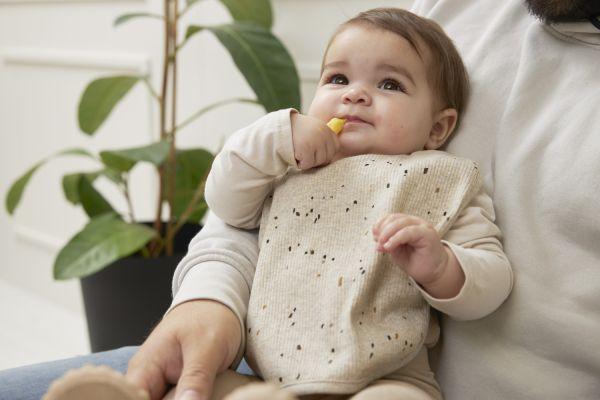 Meyco Bib With Press Stud 2-Pack Rib Mini Spot - Sand Melange - Mari Kali Stores Cyprus