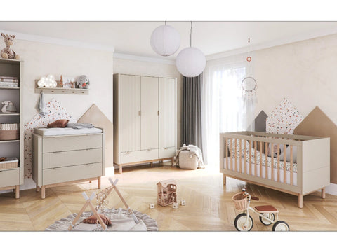 Pinio Miloo – Large Wide Bookcase