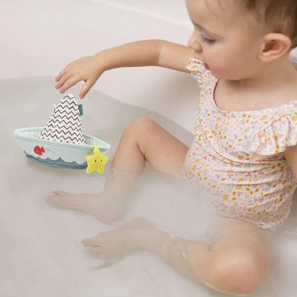 Baby Fehn - Bathing boat puppet, Splash & Play - Mari Kali Stores Cyprus