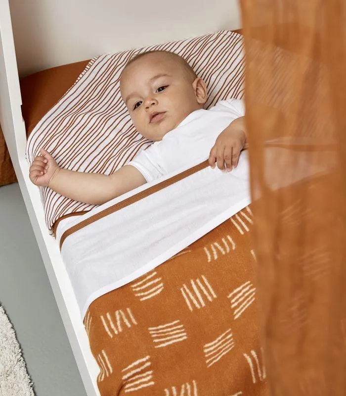 Meyco - Crib Blanket Flanel Block Stripe - Camel/Offwhite - Mari Kali Stores Cyprus